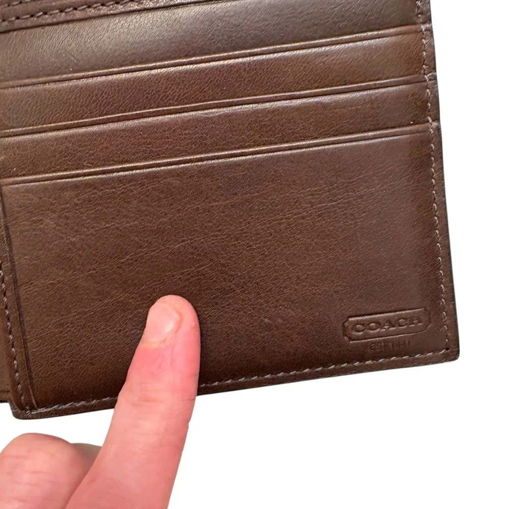 Coach 74493 mahogany brown navy blue striped men’s bifold leather wallet